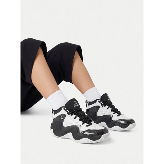 Buty do koszykówki SHAQ EO-JUGERNAUT AQ95041Y-BW Czarny