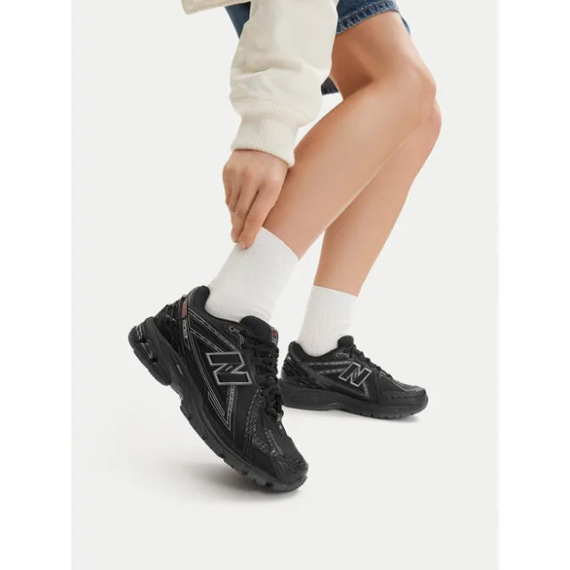 Sneakersy New Balance U1906ROE W Czarny