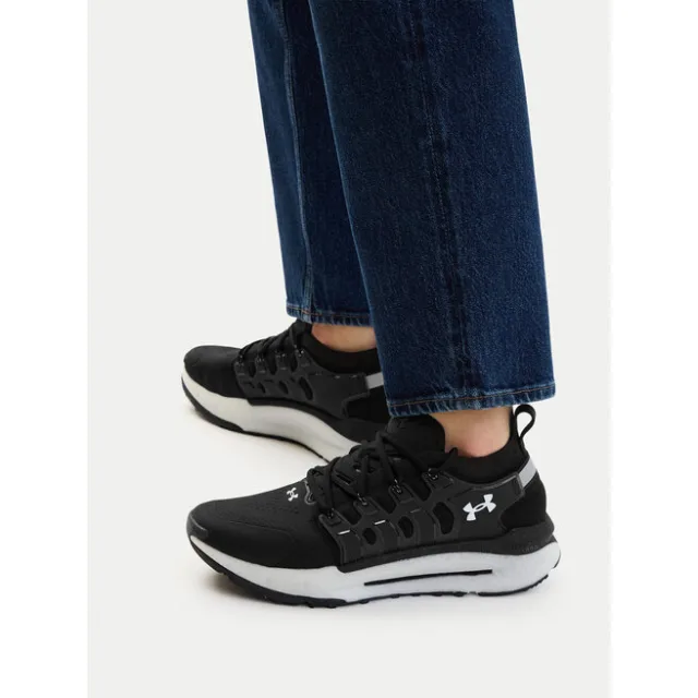 Sneakersy Under Armour UA Phantom X 6007183 001 Czarny