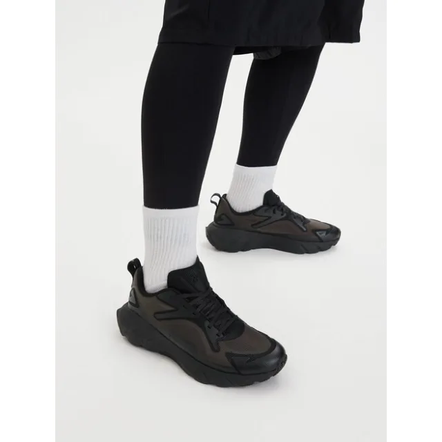 Sneakersy Under Armour UA Aura Ripstop 6008992 002 Czarny