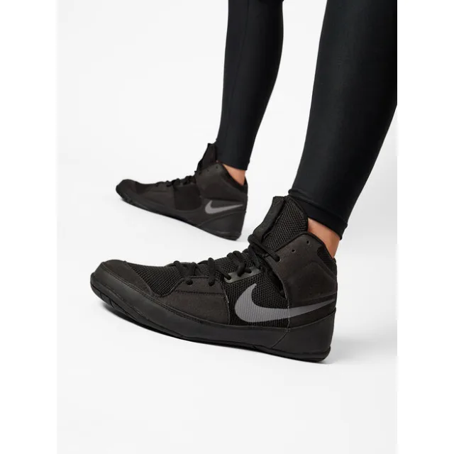 Buty bokserskie Nike Fury A02416 010 Czarny