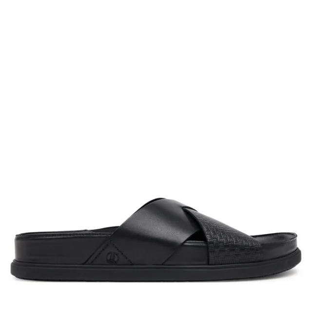 Klapki Clarks Torford Cross 26181382 Czarny