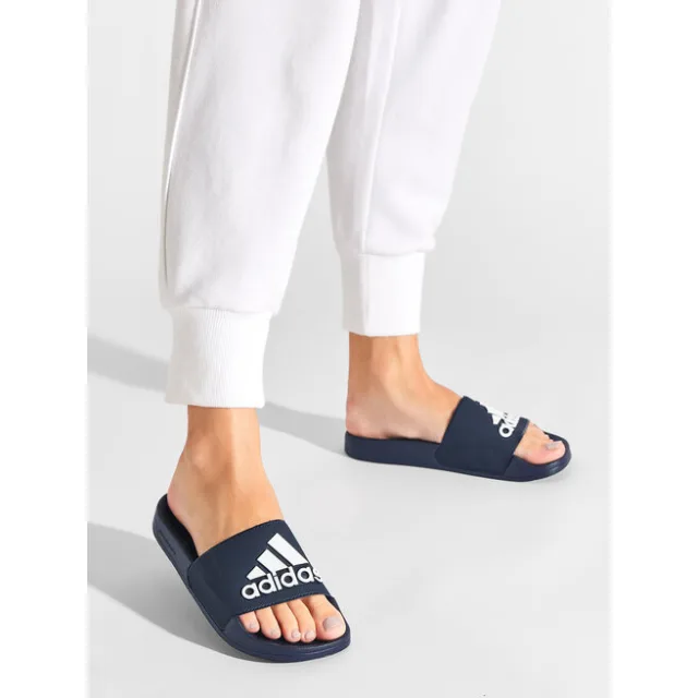 Klapki adidas adilette Shower GZ3774 Granatowy
