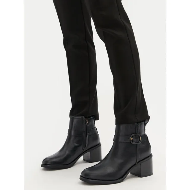 Botki Clarks Chamberly Trim 26178833 Czarny