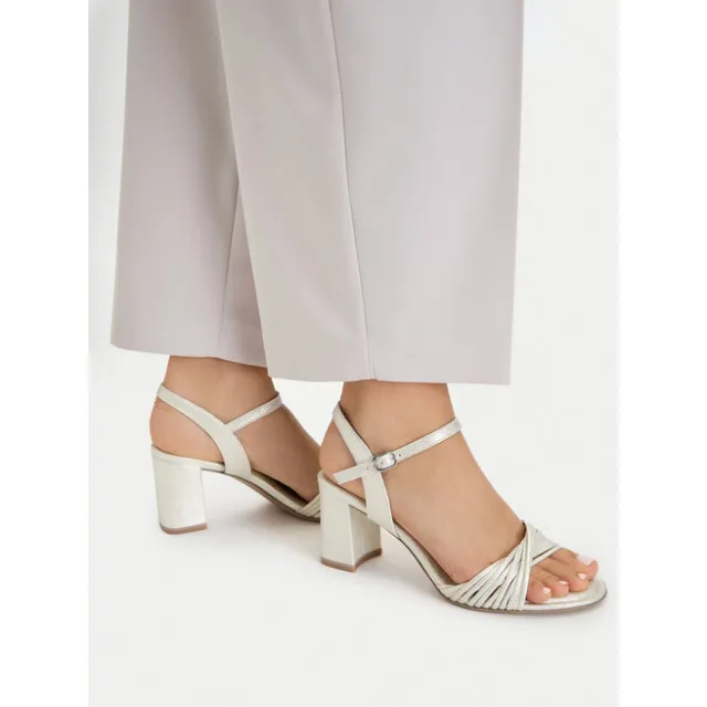 Sandały Tamaris 1-28324-42 Złoty