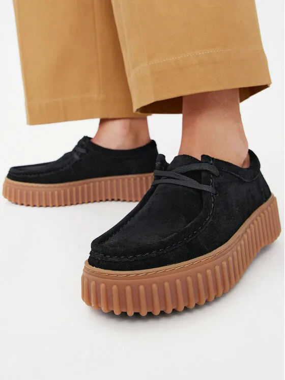 Półbuty Clarks Torhill Bee 26172044 Czarny