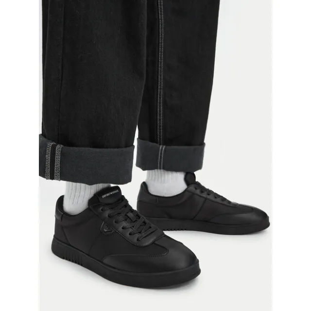 Sneakersy Emporio Armani EM003062 AF18210 UC001 Czarny