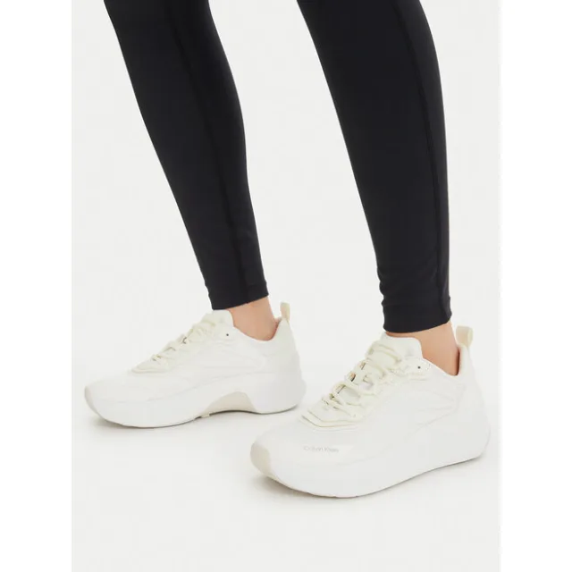 Sneakersy Calvin Klein Chunky Runner Laceup Hf Blst Ny HW0HW03111 Biały