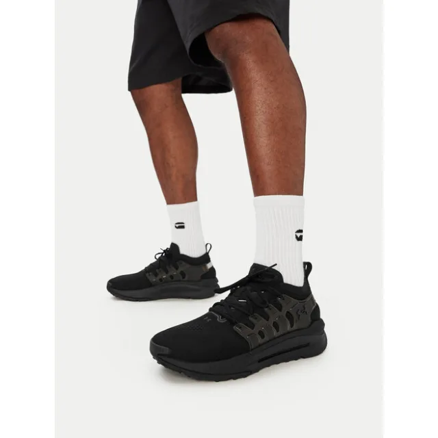 Sneakersy Under Armour UA Phantom X 6007183 008 Czarny