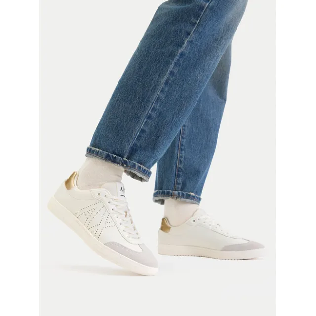Sneakersy Armani Exchange XW002791 AF26936 MZ128 Écru