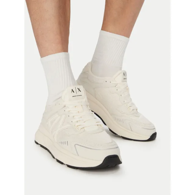 Sneakersy Armani Exchange XM002635 AF19388 M0107 Écru