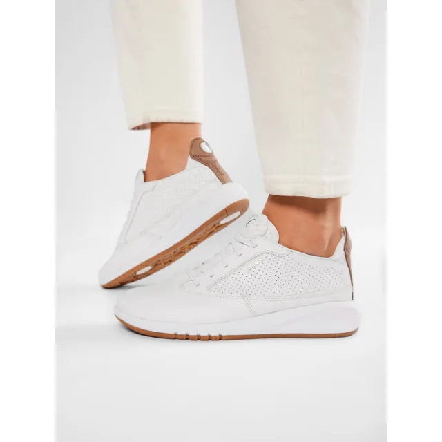 Sneakersy Geox D Aerantis A D02HNA 00085 C1000 Biały