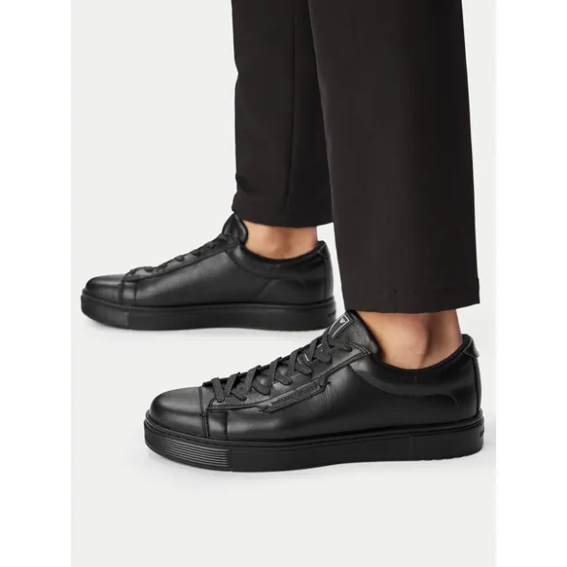 Sneakersy Emporio Armani EM005292 AF24320 UC001 Czarny