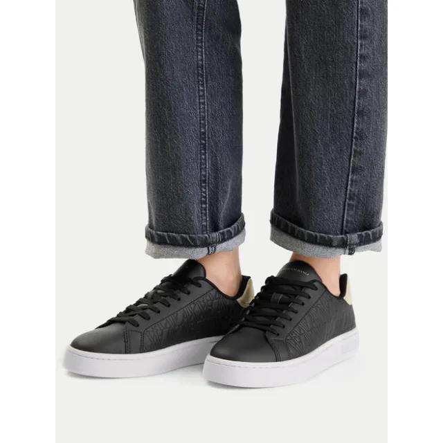 Sneakersy Armani Exchange XDX165 XV891 T780 Czarny